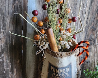 Halloween Jack-o-Lantern Ditty Bag: Grungy Fall Decor