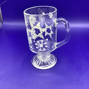 Glass Snowflake Irish Coffee/Hot Chocolate Footed Mugs Clear Glass 5-1/2” Tall