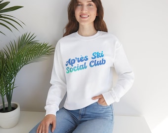 Apres Ski Social Club Gradient Crewneck Sweatshirt, Retro Apres Ski Sweatshirt, Apres Ski Clothing, Gift for Skier