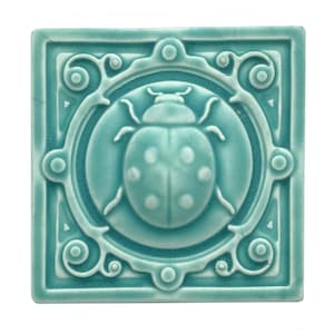 ヌーボーてんとう虫タイル