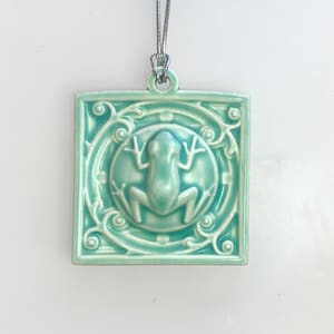 Tree Frog Ornament frog gift Ceramic Ornament Leap Frog art Frog friend gift Frog accessories Perfect gift for your friend who loves frogs