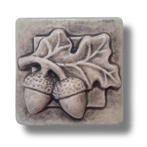 Decoratieve tegel eikenblad - handgemaakte keramische bos herfst boerderij ornament kunst aan de muur herfst keukendecor