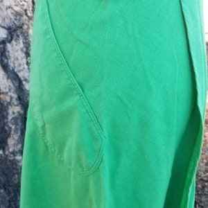 Kelly green 70s does 30s linen skirt with pockets wood buttons boho cottage core prairie image 4