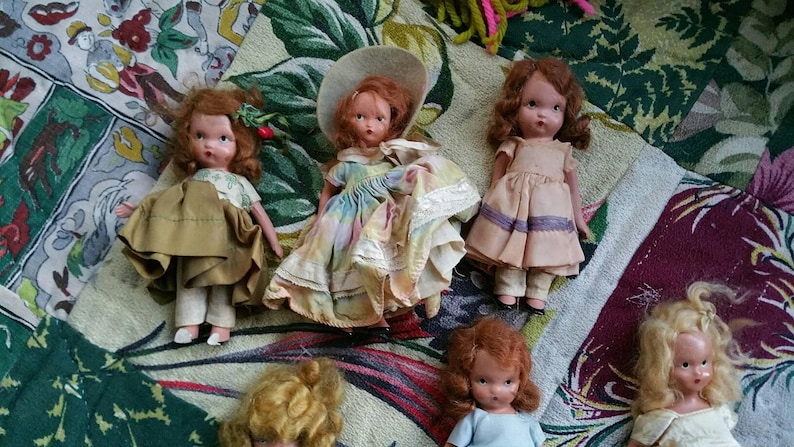 dolls from the 40s