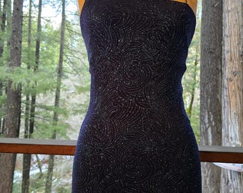 Robe glam stretch à bretelles asymétriques bleues pailletées