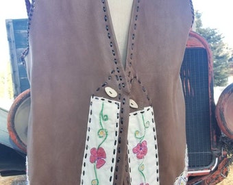 Men's patchwork leather vest with embroidery embroidered 60s 1960s 1970s 70s boho cottage core hippy hippie androgynous