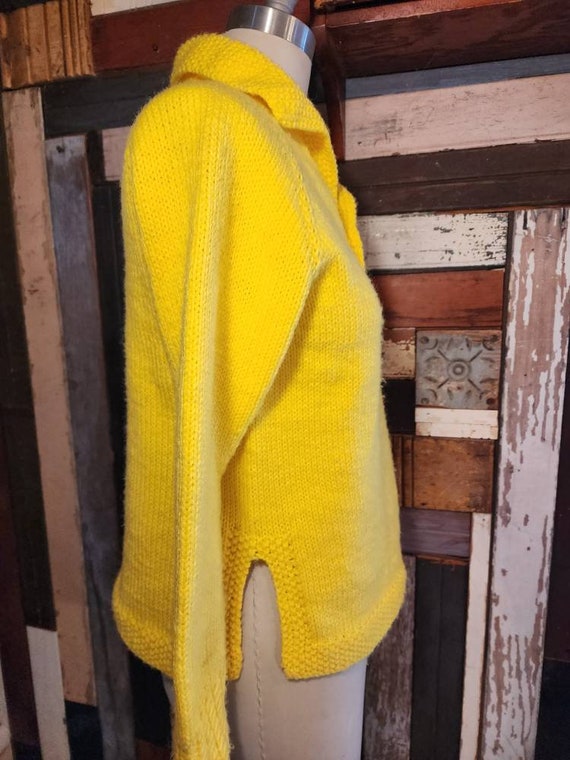 Bright canary yellow shawl collar homemade knit s… - image 4