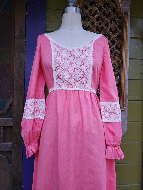 Salmon cotton lace maxi dress gown gunnesax style… - image 8