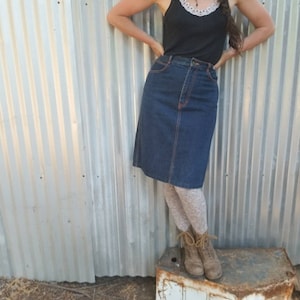 Indigo high waisted denim jeans pencil skirt with pockets gitano 80s 1980s late 70s 1970s waist 28