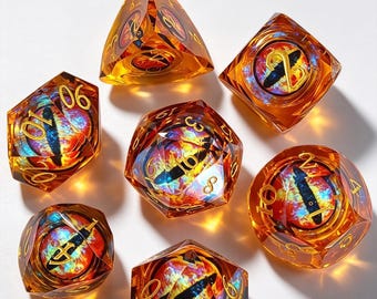 7Pcs Amber Liquid Core Dragon Eye Resin DND Dice Set Faceted Polyhedral RPG Dice Gold Number Moving Eyeball D&D Tabletop Game Dice