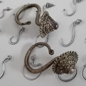 アンティークシルバー山岳民族モン族のイヤリング、ゴールデントライアングル、1900年代