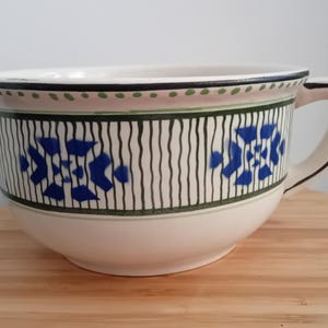 Antique Chamber Pot In Ironstone, Belgium Region - Europe First Half Twentieth Century