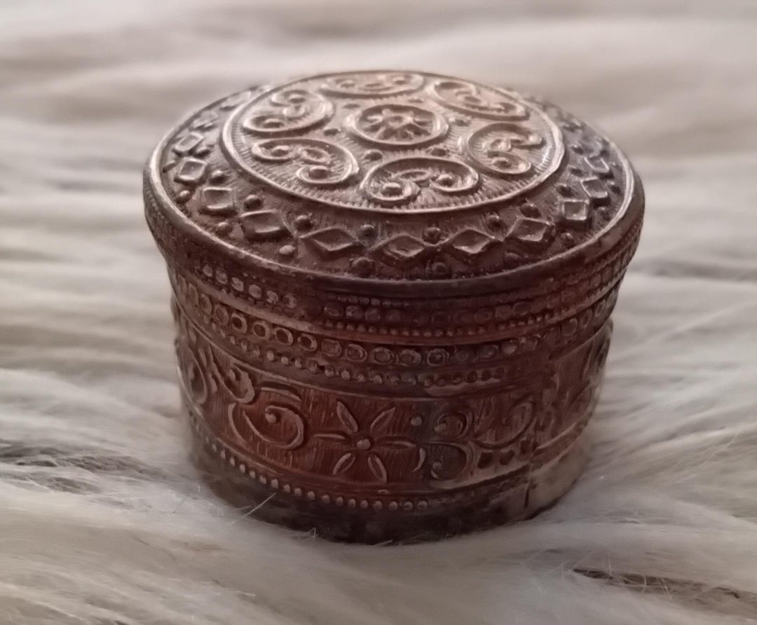 Ethnic Antique Small Silver Round Box, Indochina or Indonesia, 19th ...