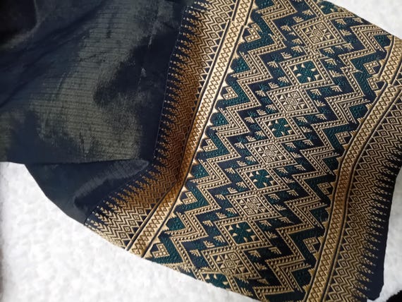 One Vintage Lao Sinh/Traditional Handmade Skirt (Size M), Laos Southeast Asia 1990's