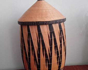 Large (36cm) Rwandese Tutsi Vintage (As New) Handmade Tribal Basket, Rwanda Central Africa 1980's
