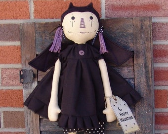 Vampir Halloween handgezeichnetes Schnittmuster, Happy Haunting, zerlumpte Vampirfledermaus, Schnittmuster Homespun von the Heart Patterns, HTTH137