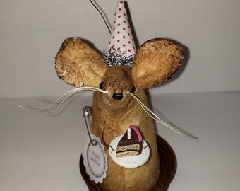 Birthday gift Dressed up Mouse with party Hat and Cake, Mouse of the Month Collectible gift, Homespun from the Heart