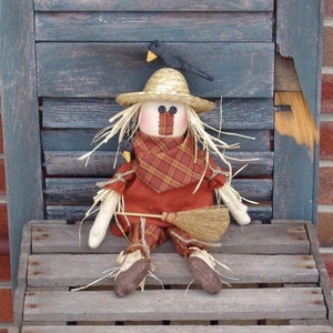Mini Scarecrow doll pattern, Little scarecrow for Halloween Decor, Homespun from the Heart patterns, HFTH122