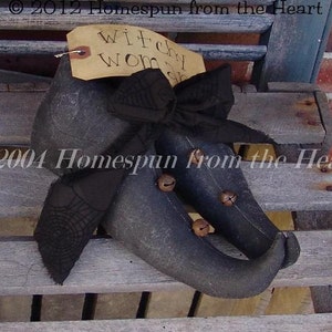 Primitive Witch shoes pattern, Witch Shoe Decor, Halloween decor pattern, Homespun from the Heart Patterns, HFTH129 image 6