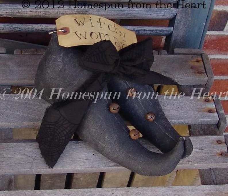 Primitive Witch shoes pattern, Witch Shoe Decor, Halloween decor pattern, Homespun from the Heart Patterns, HFTH129 image 6