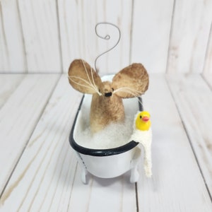 Bathroom Mouse in Old fashioned claw foot bath tub with Rubber ducky and towel, bathroom decor, Homespun from the Heart mice