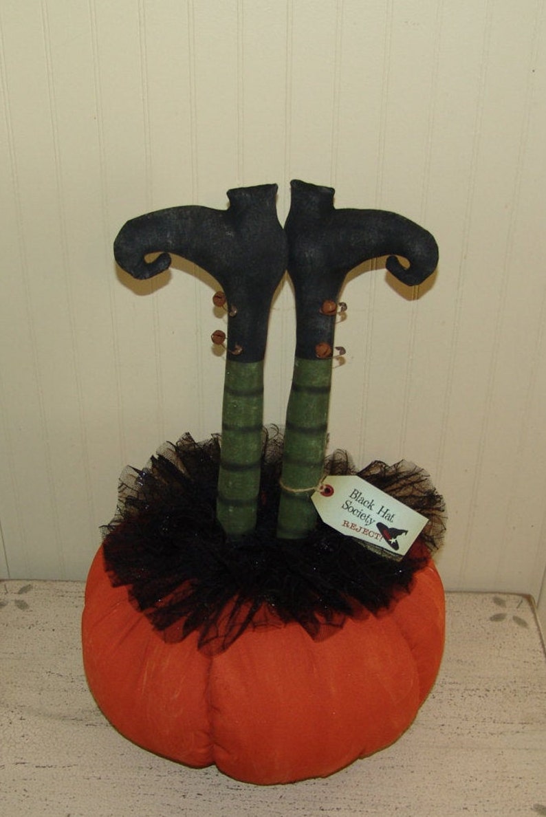 Primitive Halloween pattern, Black Hat Society Reject Witch pattern, witch legs in pumpkin, witch pattern, Halloween decor, HFTH165 image 2