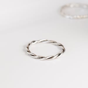 Silver Twist Ring, Twisted Sterling Silver Ring Handmade Hammered or Round, Simple Silver Rings for Women, Minimalist Jewelry, Rope Ring