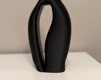 Voltera Vase: Modern 3D Printed Resin Vase - Organic Decor