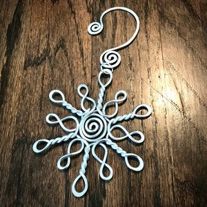 Wire Christmas Tree SNOWFLAKE Ornament - Hand Hammered with hanger - Retro Holiday - choose your own colors