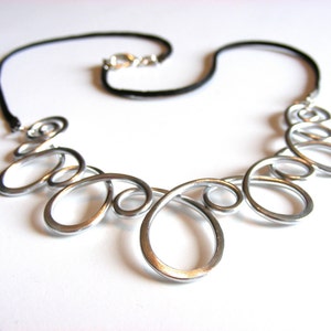 Loop de Loop Necklace - Choose your own color