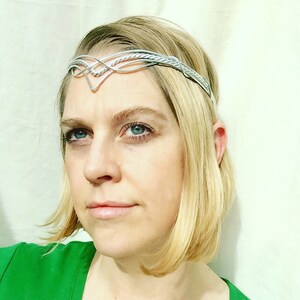 Elven Circlet HITHLAIN Celtic Elvish Crown Bridal Tiara Wedding Hairpiece Unisex Choose Your Color Hand Wire Wrapped Ren Faire image 4