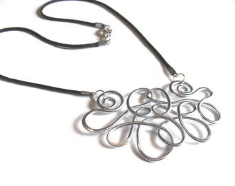 FREESTYLE Unique Artistic Wire Necklace - Custom colors