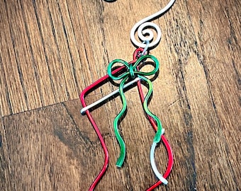 Wire Christmas Tree Ornament STOCKING with Bow - Hand Hammered Tree Hanger - Retro Holiday - choose your own colors