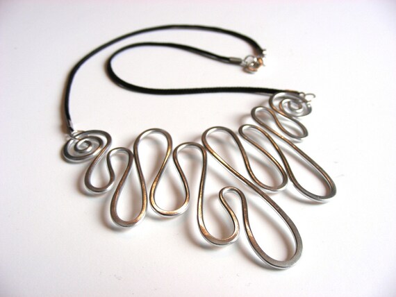 MELTED Hammered Wire Necklace Choose Your Own Color Etsy Australia