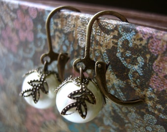 Pretty pearl earrings.