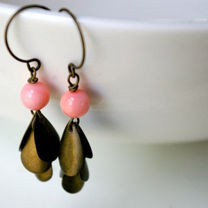 Flapper earrings. image 3