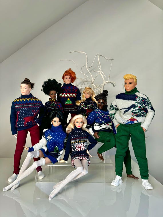1:6 Scale Fashion Royalty Dolls Christmas Jumpers