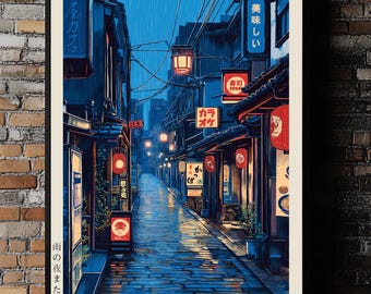 Puede incluir: Una pintura digital de una calle estrecha y adoquinada en Japón por la noche. La calle está llena de tiendas y restaurantes, y los edificios están iluminados con letreros de neón. La calle está mojada por la lluvia, y los reflejos de las luces se pueden ver en los charcos. El texto en los letreros dice "Cafetería de verano", "Delicioso", "Sushi", "Karaoke", "Bebida", y "Noche de lluvia de nuevo".