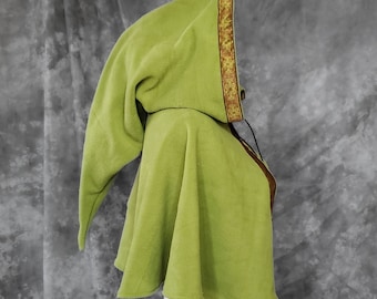 Peridot Green Hooded Caplet, Pixie Hood, Renaissance Costume, Medieval Cape, Hobbit Cloak, Cosplay Fantasy Shoulder Cape, SCA Larp, larping