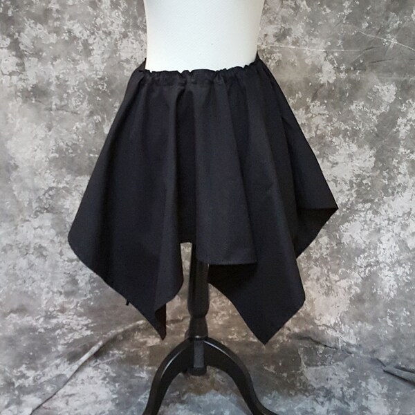 Elf-Inspired Low-Waist Skirt
