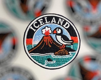 Broderad lapp med isländsk lunnefågel, strykbar, vulkanlandskap, naturinspirerad souvenir, resegåva för äventyrsälskare, 6 x 6 cm