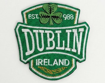 Broderad tygmärke med klöver i Dublin, Irland, grönt irländskt resesouvenirmärke