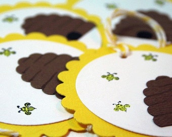 Bee Gift Tag Set of 4 Fanciful Bee Hive Gift Tag - Medium