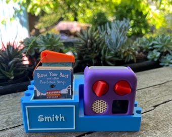 Yoto Mini Dock with Card Holder | Interlocking Modular Charging Stand | Holds 60+ Cards | Personalised Name Plate