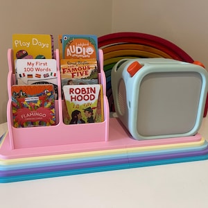 Yoto Gen 3 Rainbow/Pastel Dock met gelaagd gedeelte