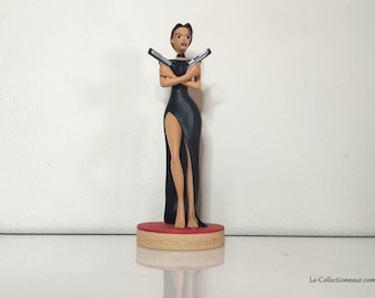 Lara Croft figurine