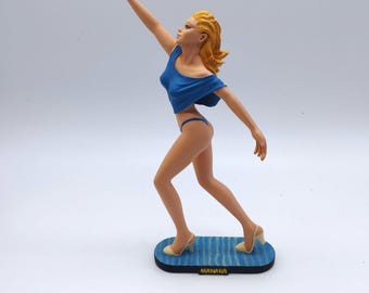 Manara figurine 43 (Arrianna)