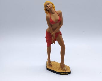 Figure Manara 40 (Raffaella)