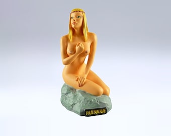 Manara figurine #48 (Diana)