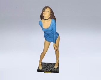 Manara figurine 16 (Lou-Lou)